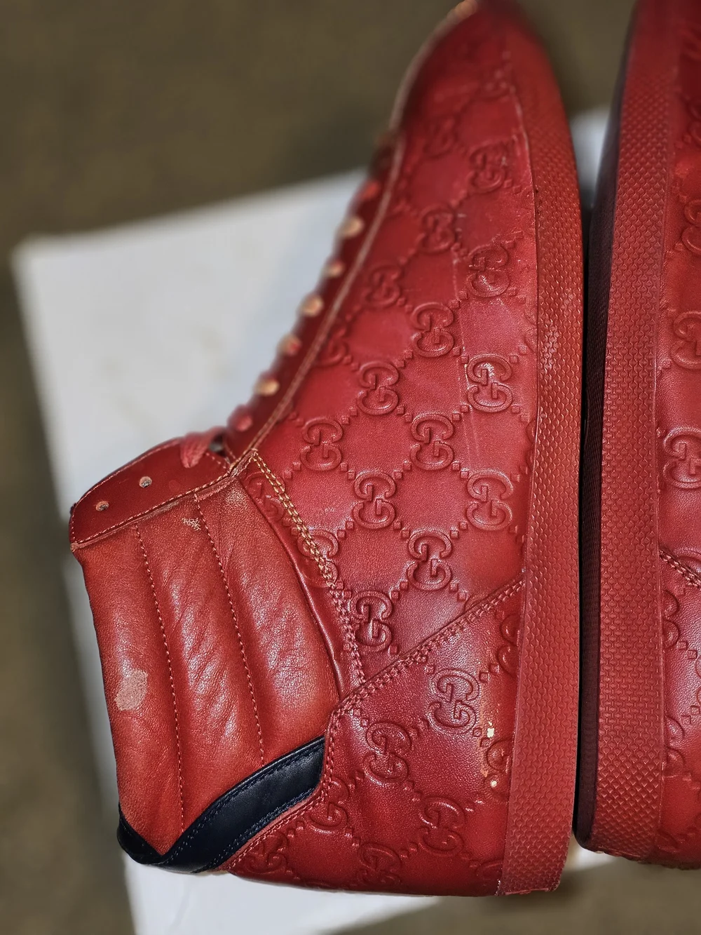 Gucci Authentic Red High Top Ace Embroidered Signatue GG Sneaker US Size 9.5 Men